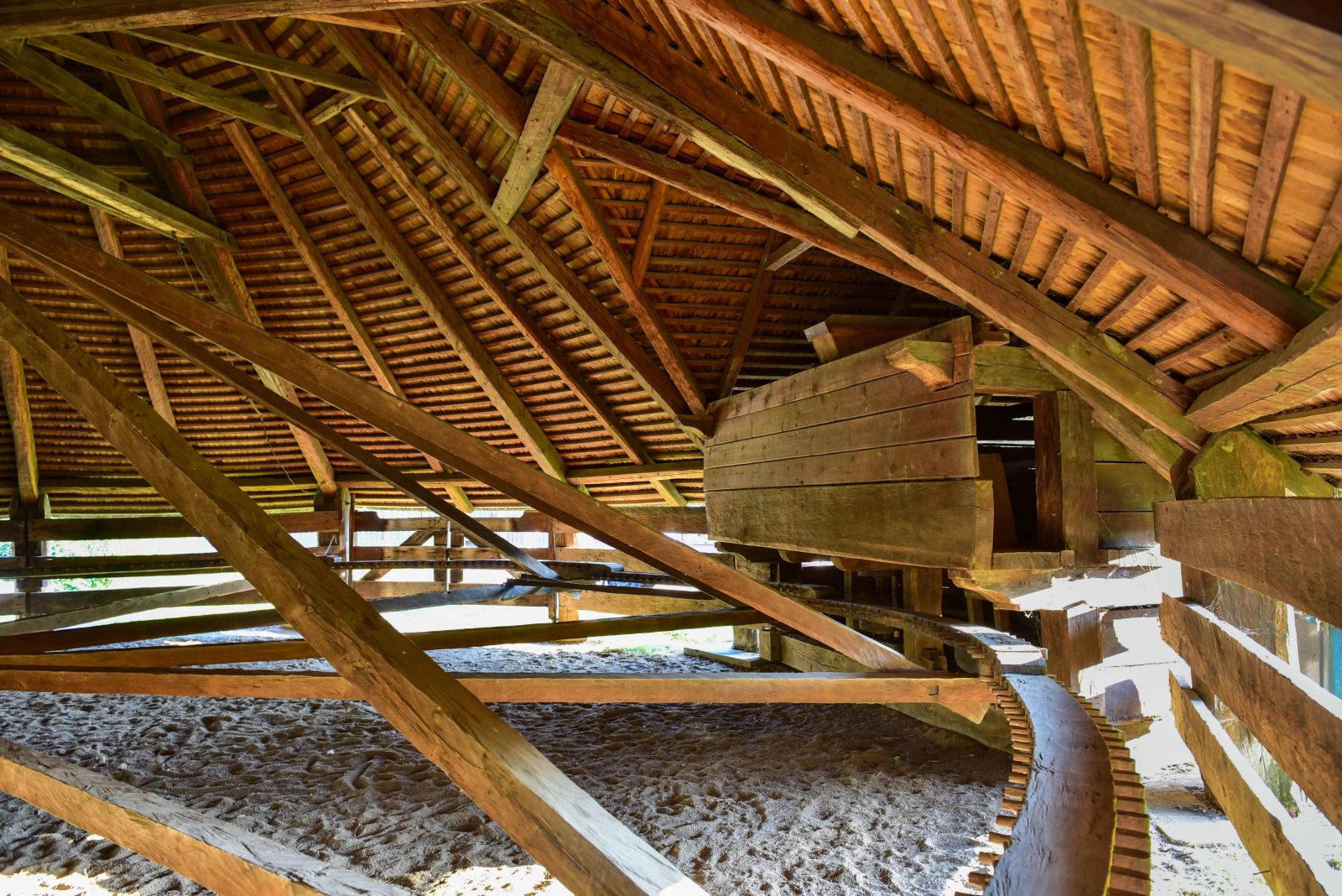 A tarpai szárazmalom 