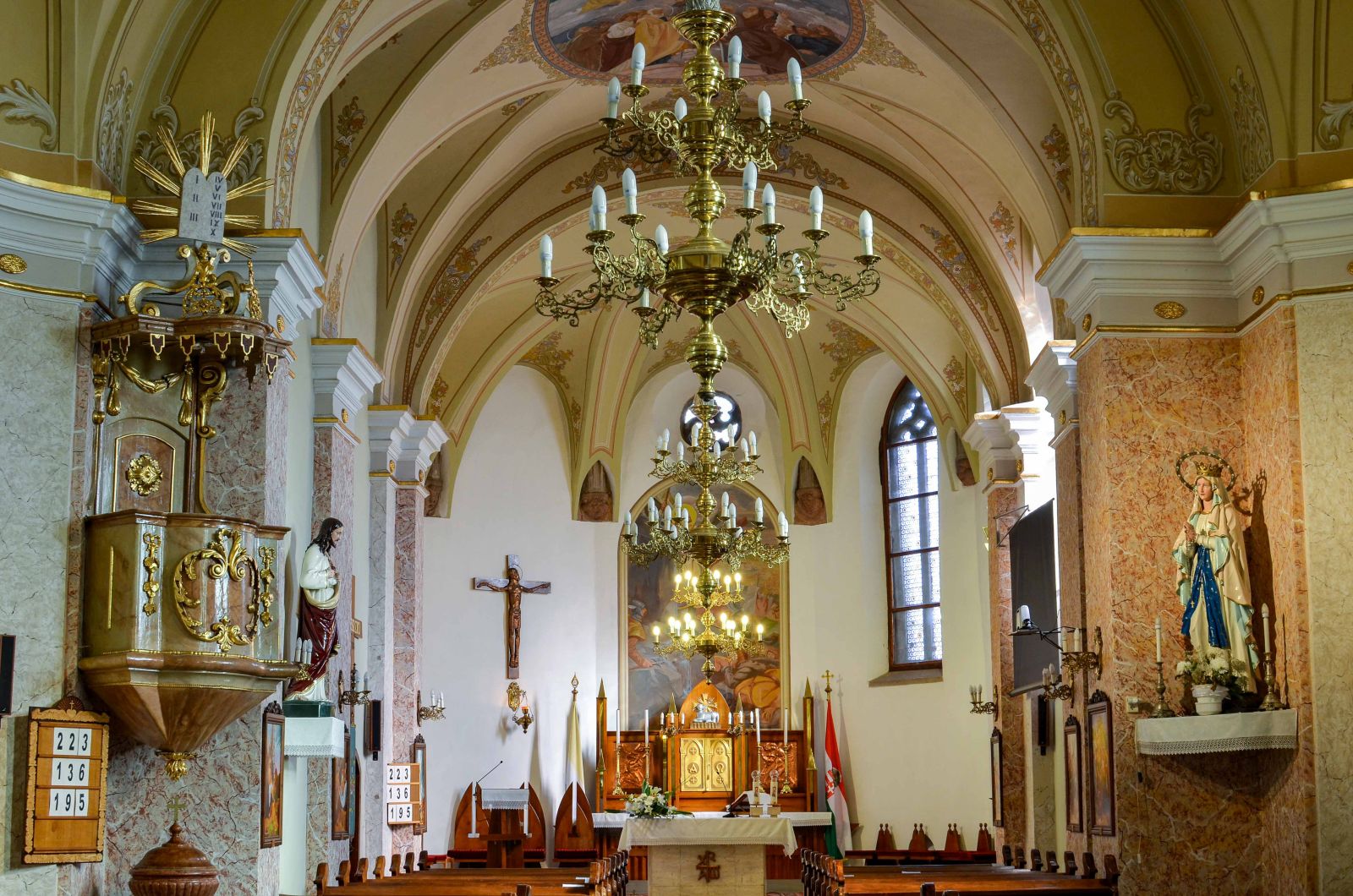 Kisvárdai római katolikus templom 